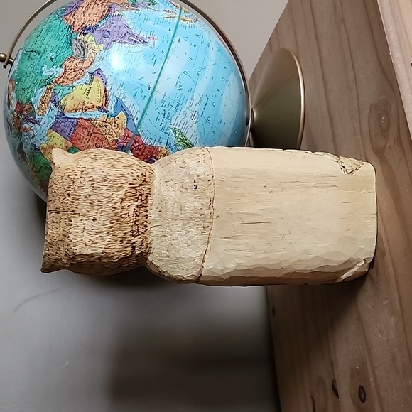 Primitive hand carved wooden owl figurine - Picture 5 of 16